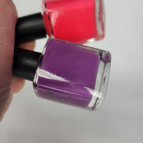 LOT of 2 NEW Serum No 5 Nail Polish "Ultra Violet" & "I Gleam in Pink" GLOW NEON - Picture 8 of 10